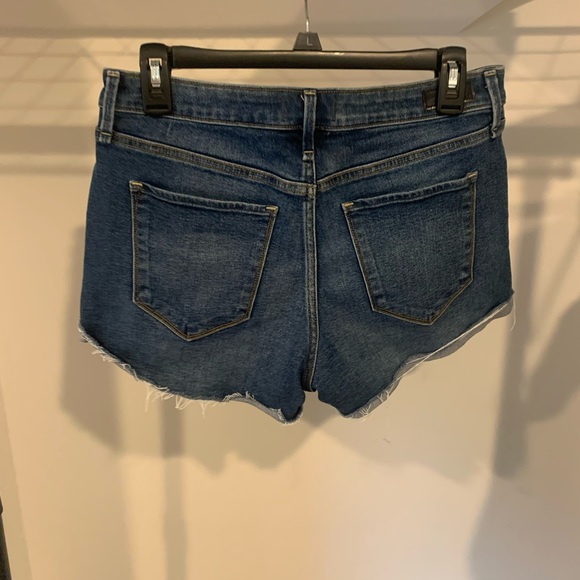 Abercrombie Low Rise Denim Shorts - Picture 2 of 3